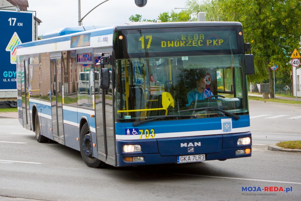 Autobus linii 17 w Redzie