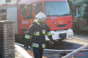 Pożar domu przy ul. Sportowej w Redzie 10