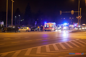 Trzy auta zniszczone po kolizji na ul. Gdańskiej przed zjazdem na ul. Pucką