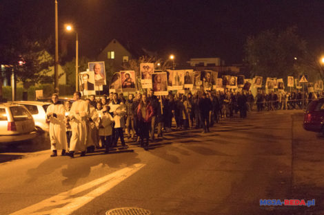 Holy Wins procesja świętych przeszła ulicami Redy 6